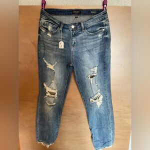 Judy Blue Distressed Light Blue Boyfriend Jeans